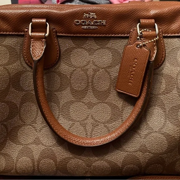 Womens Coach tan crossbody satchel. - Picture 2 of 8